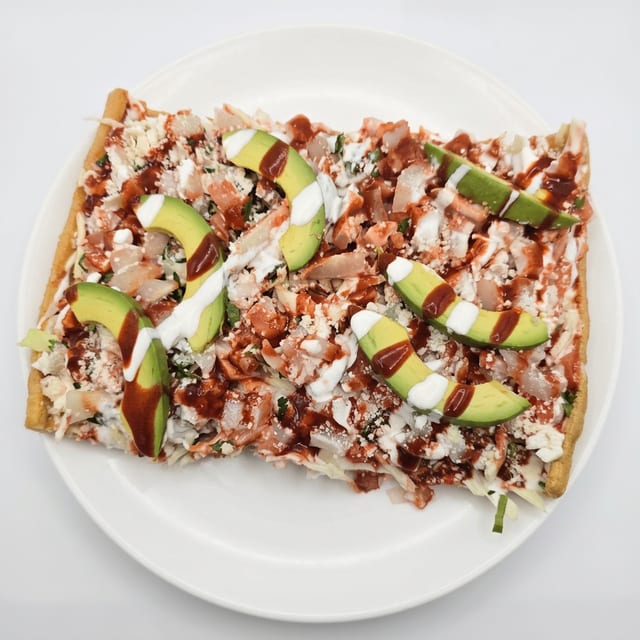 Huarache Pie Grande.